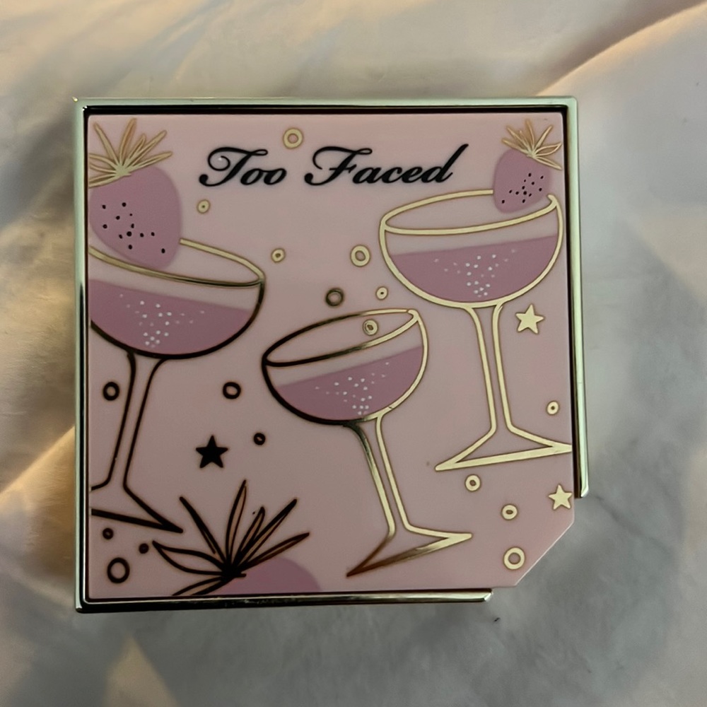 Too faced fruit, cocktail, blush duo in Barry and bubbly